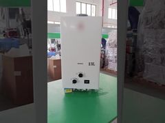 Obejrzyj: 13L Gazowy Podgrzewacz Wody z Eleganckim Czarnym Wyświetlaczem i Pokrętłem dla Nowoczesnych Domów